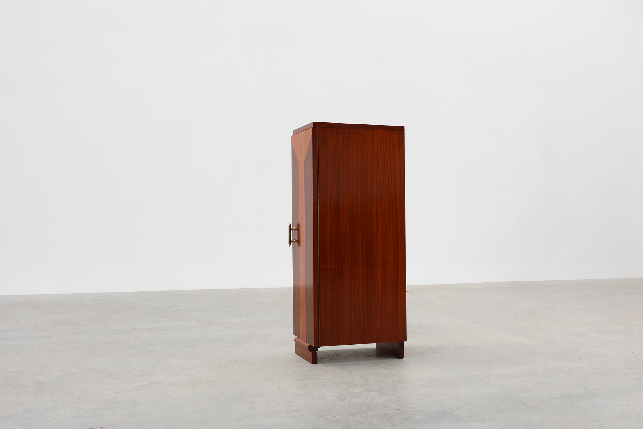 Unique Art Deco cabinet with veneer wood inlay, France 1920sthumbnail
